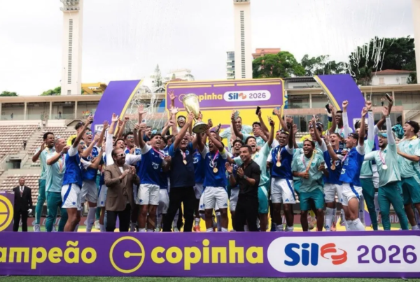 Planejando o Gol : Por que formamos jogadores?