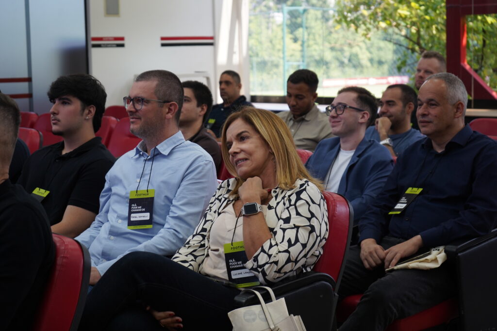 Teoria, Prática e Contexto: onde profissionais do futebol mais erram