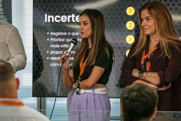 Mulheres no Futebol - FootHub oferece 30% de desconto em seus cursos para as mulheres
