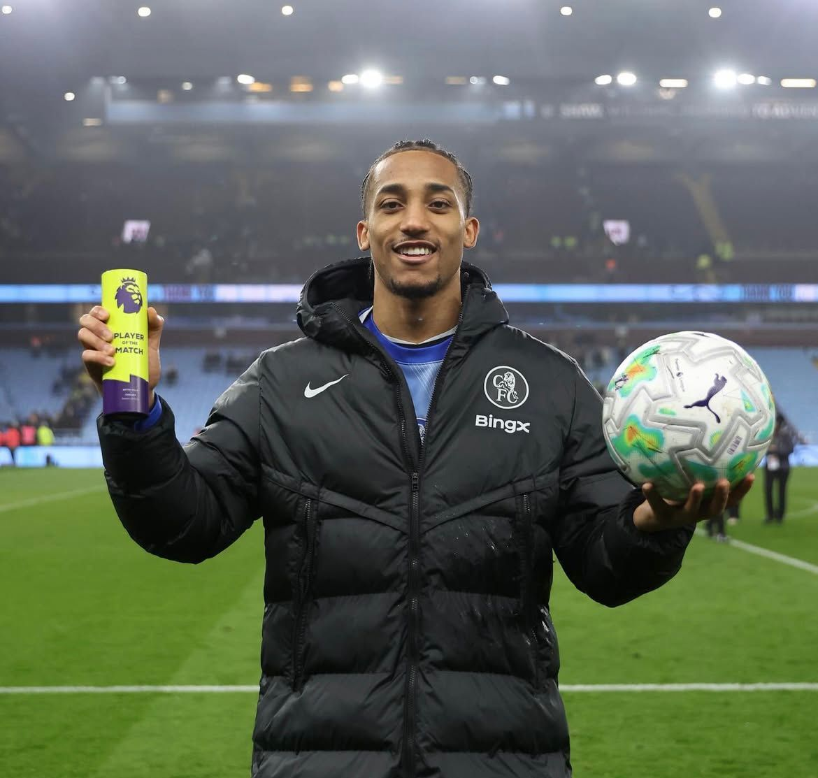 Em apenas oito meses de clube, João Pedro já se torna o 4º brasileiro com mais gols na história do Chelsea