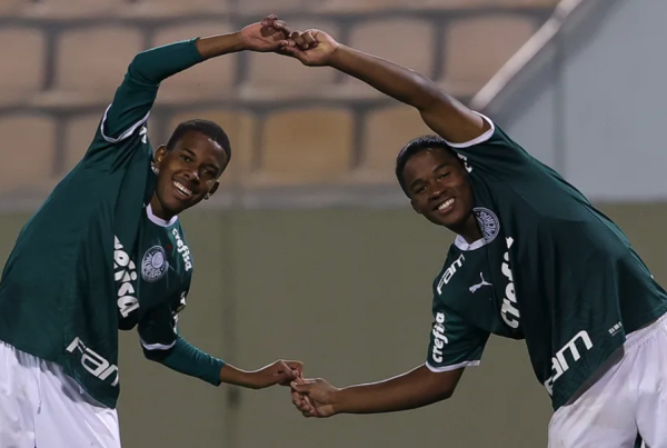 Palmeiras está entre os clubes que mais lucram com a base no mundo nos últimos 5 anos 