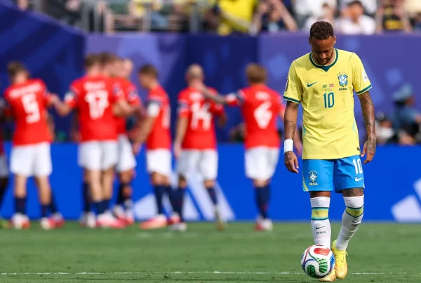 Análise da eliminação do Brasil para a Noruega nas oitavas da Copa do Mundo